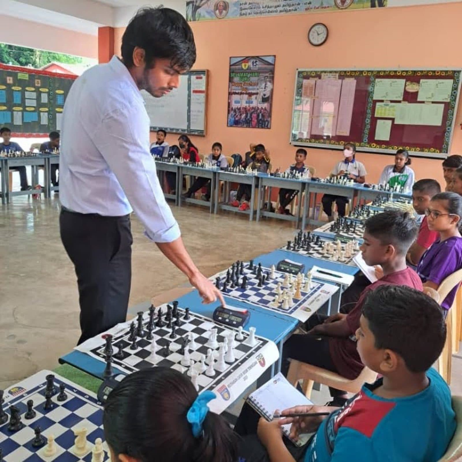 GM Akash Ganesan at a Malaysia simul exhibition