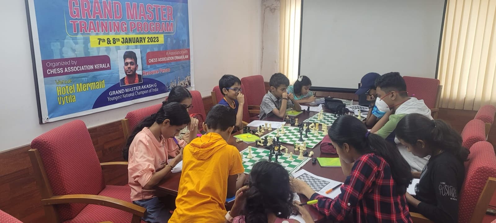 GM Akash Ganesan at a Kerala chess camp