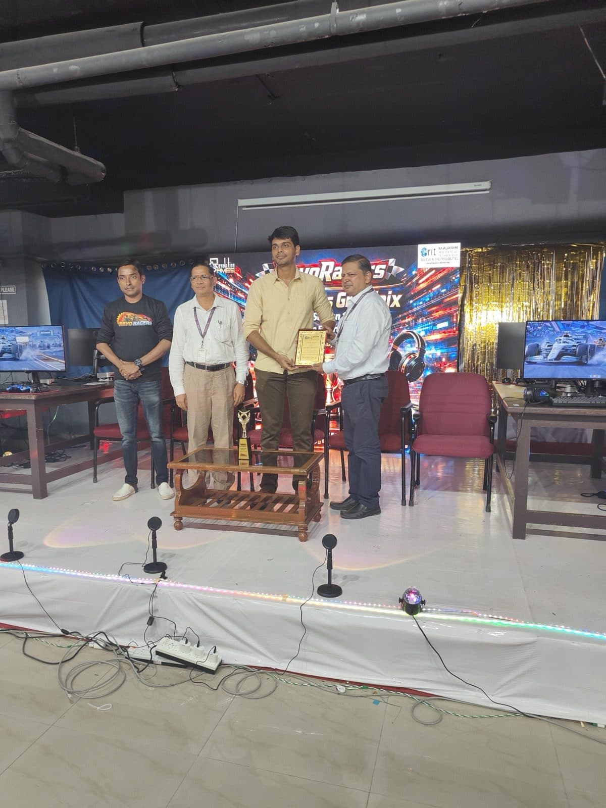 GM Akash Ganesan at an RIT Meet ceremony
